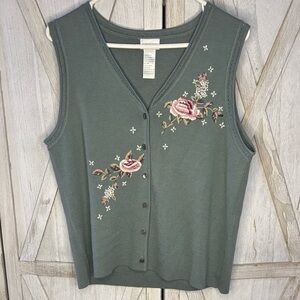 Vintage Koret Green Sleeveless Sweater Vest with Floral Embroidery